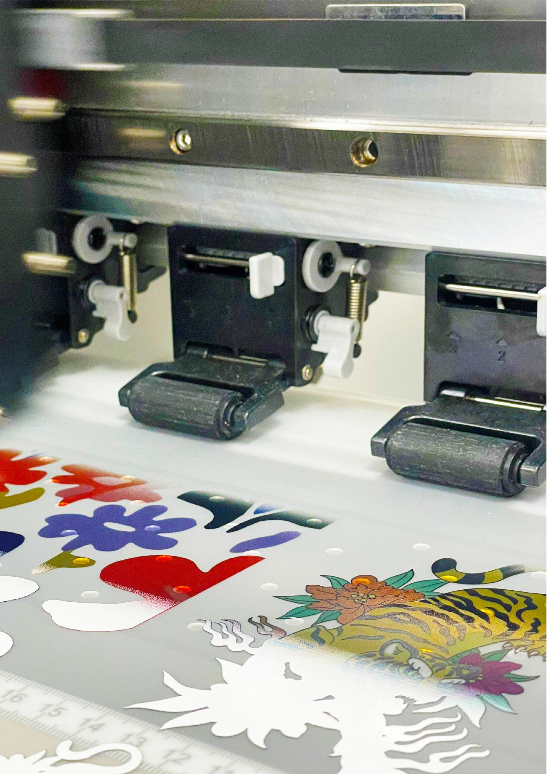 SABTEX SD-30 DTF printer mid print